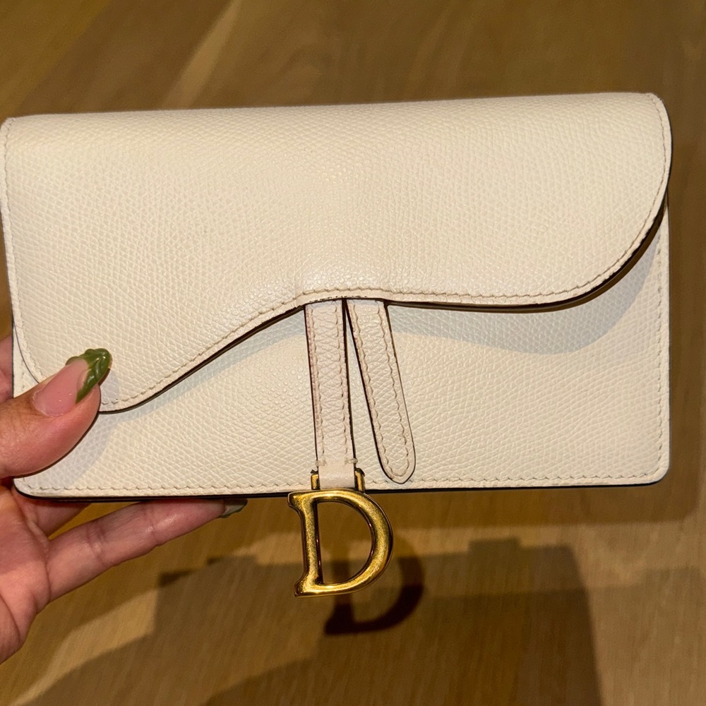 Christian Dior Elegant Cream Designer Women's Belt Bag - Picture 2 of 3